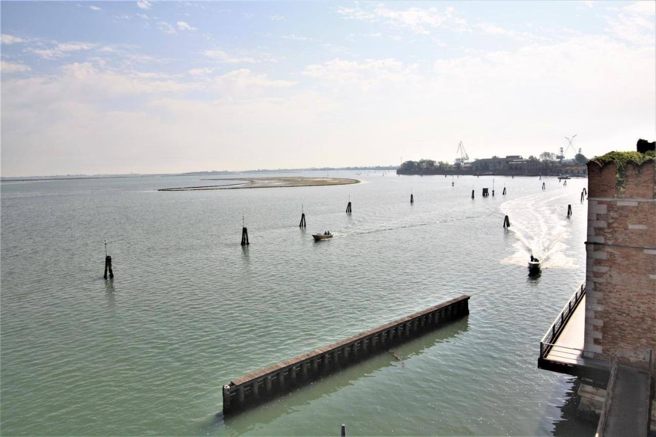 Ca' Monica Panoramic-Canal View, Biennale Veneţia Exterior foto