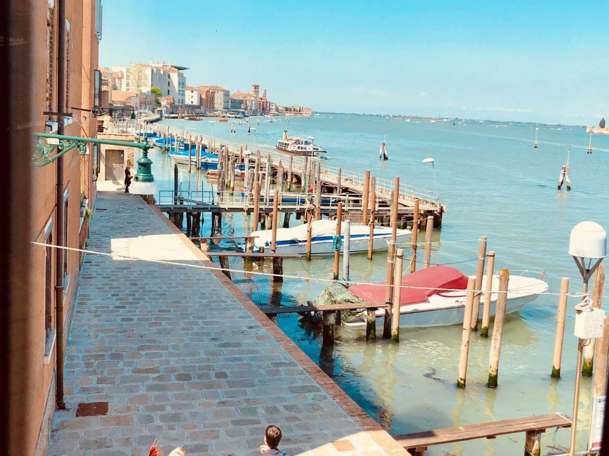 Ca' Monica Panoramic-Canal View, Biennale Veneţia Exterior foto